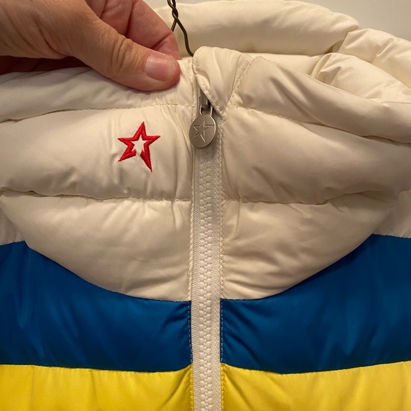 Perfect Moment Women’s Ski Jacket - Picture 3 of 10